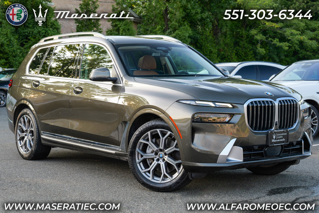 Used 2024 BMW X7 xDrive40i AWD/4WD image 1