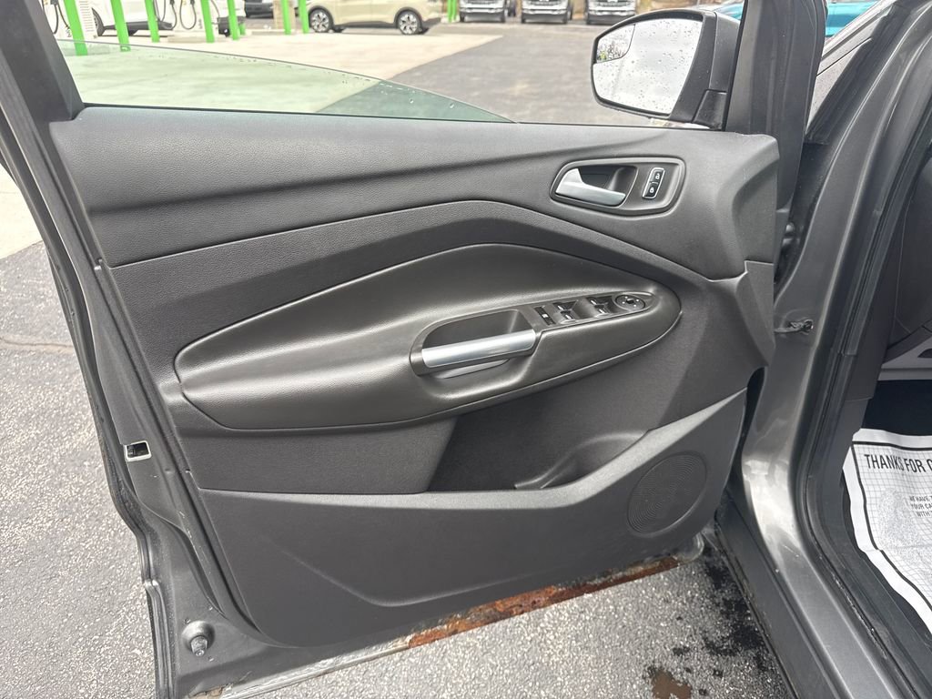 Used 2014 Ford Escape SE image 24