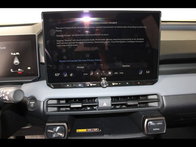 Used 2026 Toyota RAV4 XSE w/ Panoramic Sun Roof Package AWD/4WD image 24