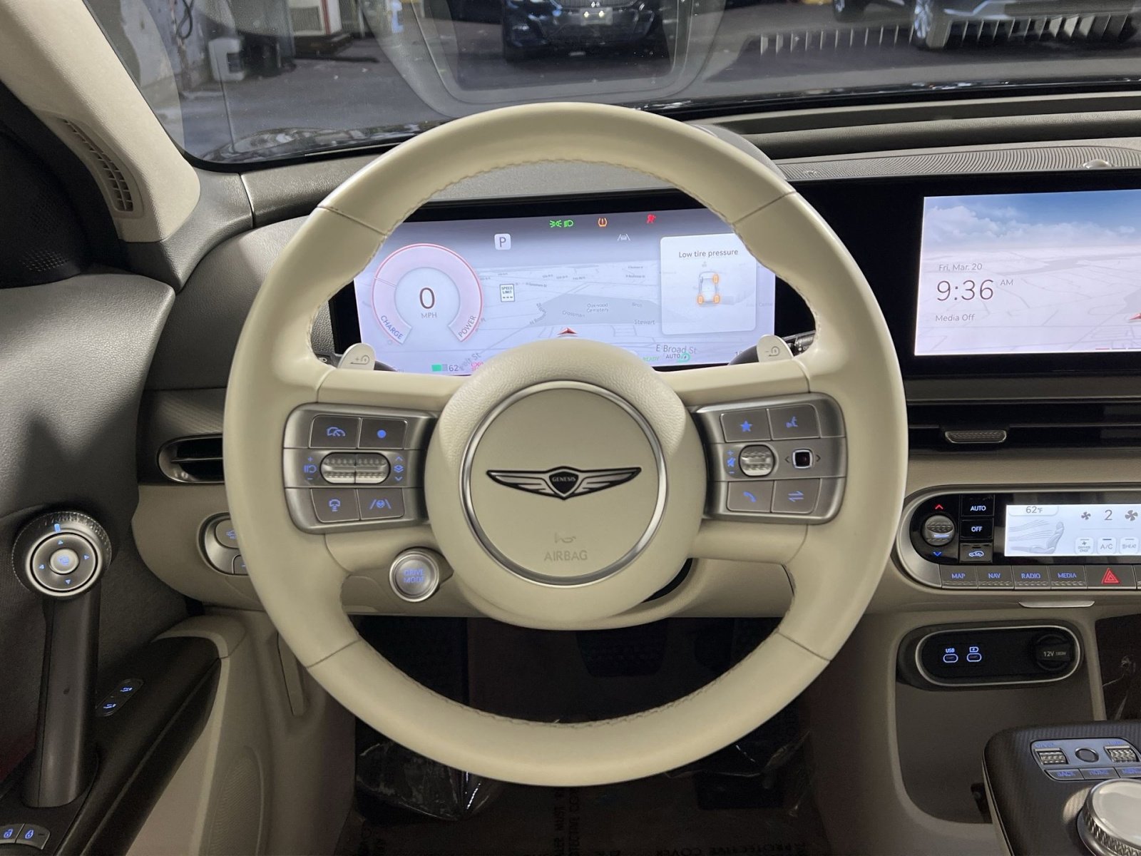 Used 2024 Genesis GV60 RWD image 16