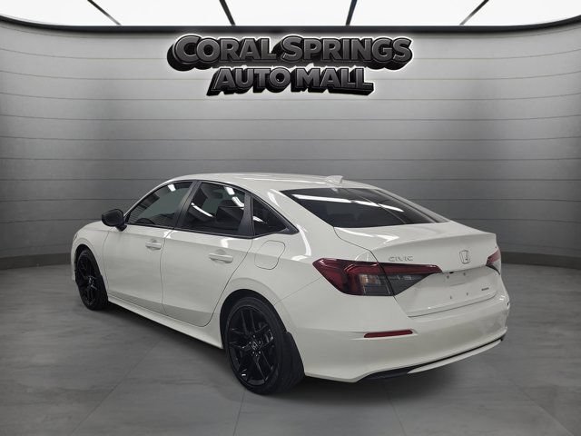 Used 2025 Honda Civic Sport image 4