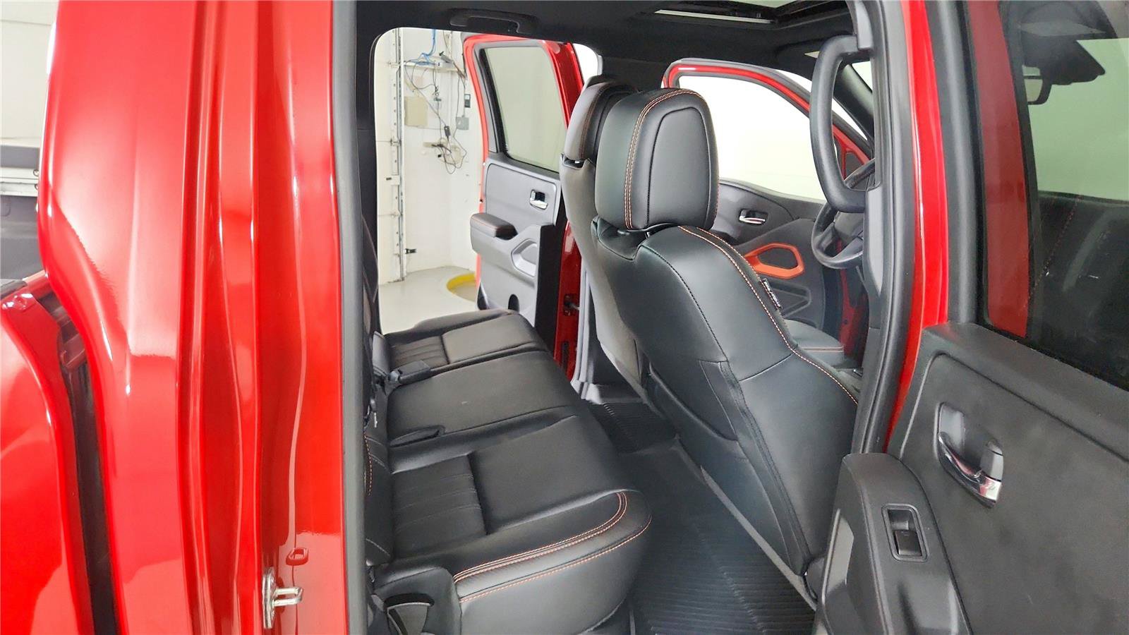 Used 2023 Nissan Frontier PRO-4X w/ Pro-4X Premium Package AWD/4WD image 30