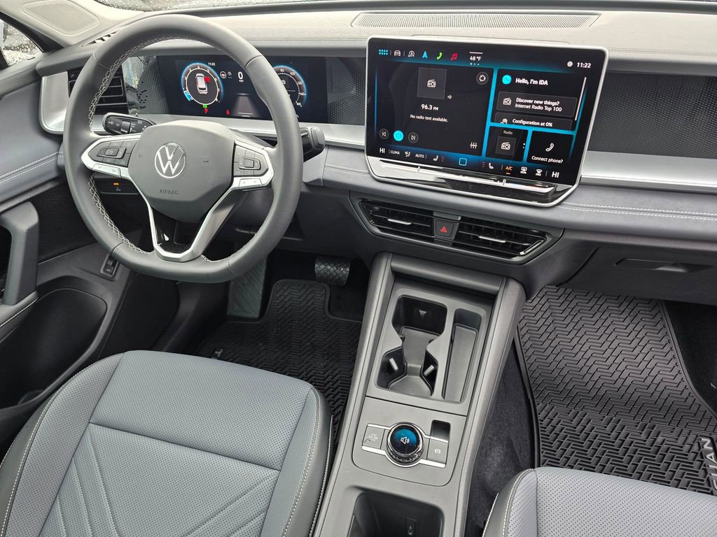 New 2025 Volkswagen Tiguan SE AWD/4WD image 11