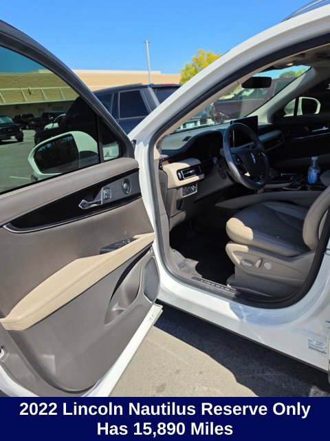 Used 2022 Lincoln Nautilus Reserve