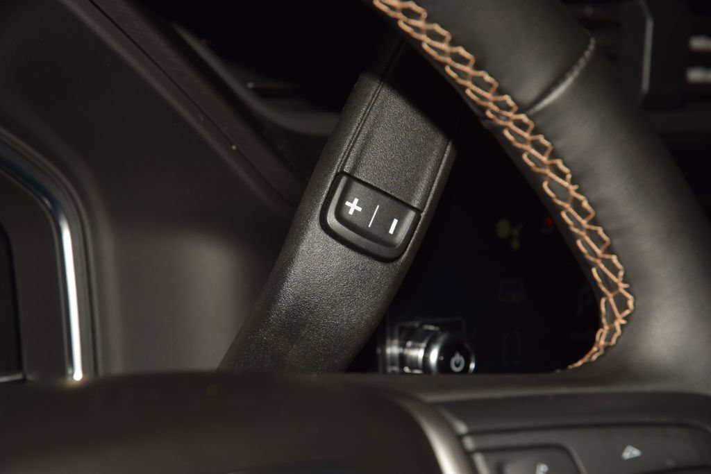 Used 2024 GMC Sierra 2500 AT4 w/ AT4 Preferred Package AWD/4WD image 44