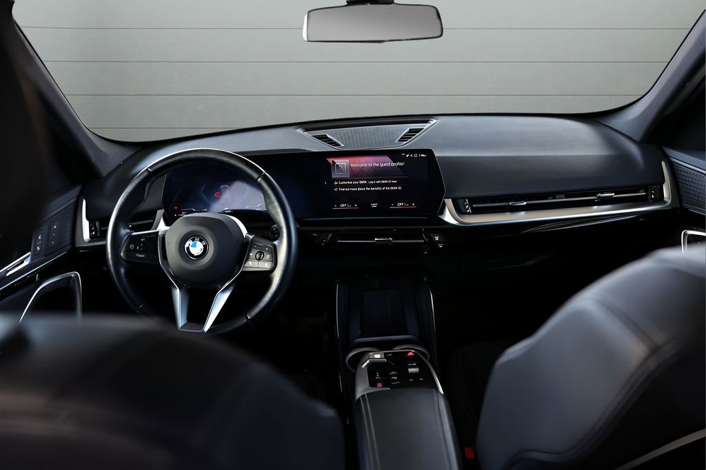 Used 2023 BMW X1 xDrive28i w/ Convenience Package image 34