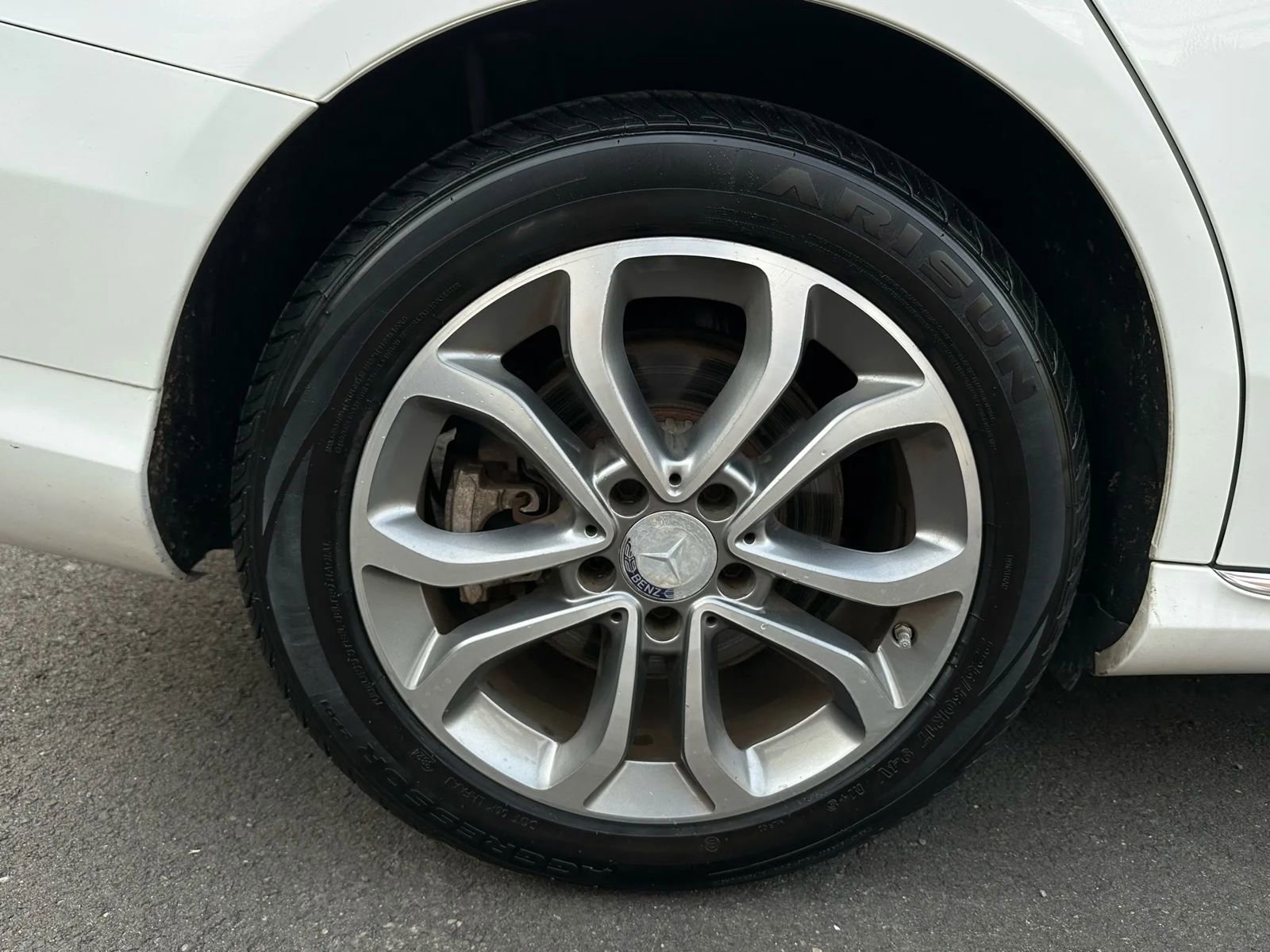 Used 2015 Mercedes-Benz C 300 4MATIC Sedan image 32