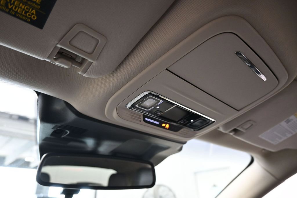 Used 2023 Lincoln Corsair Reserve AWD/4WD image 25