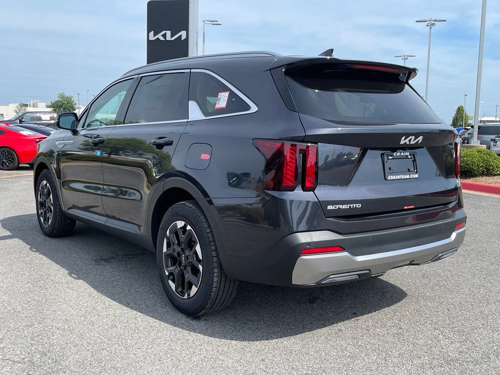 New 2026 Kia Sorento S w/ S Panoramic Sunroof Package FWD image 5