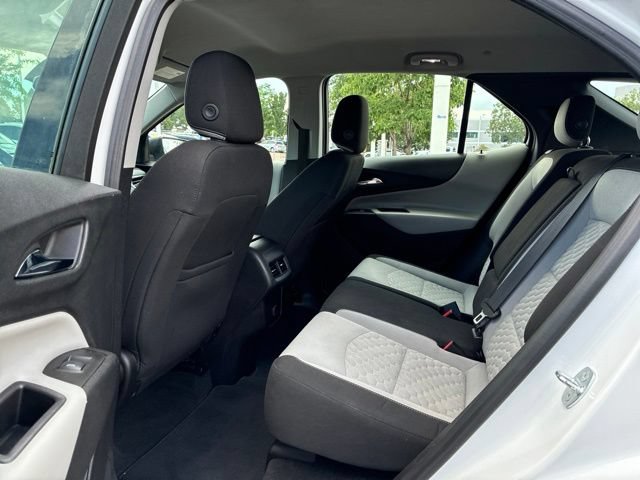 Used 2018 Chevrolet Equinox LS AWD/4WD image 13