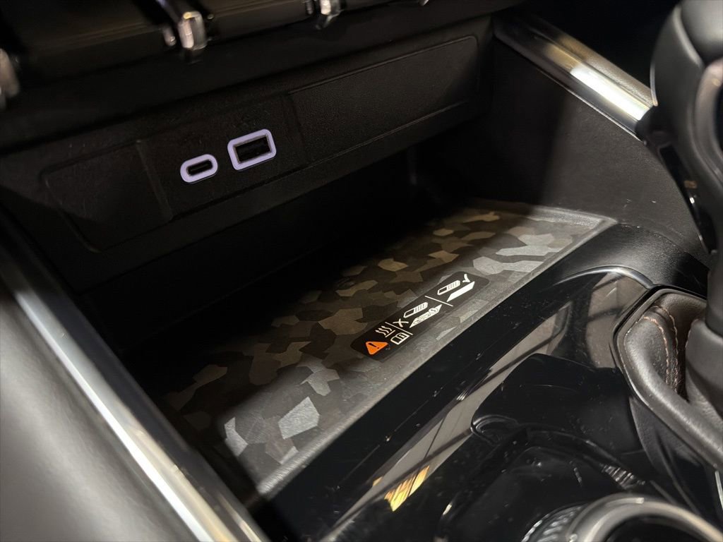 Used 2023 GMC Canyon AT4 w/ AT4 Premium Package image 20