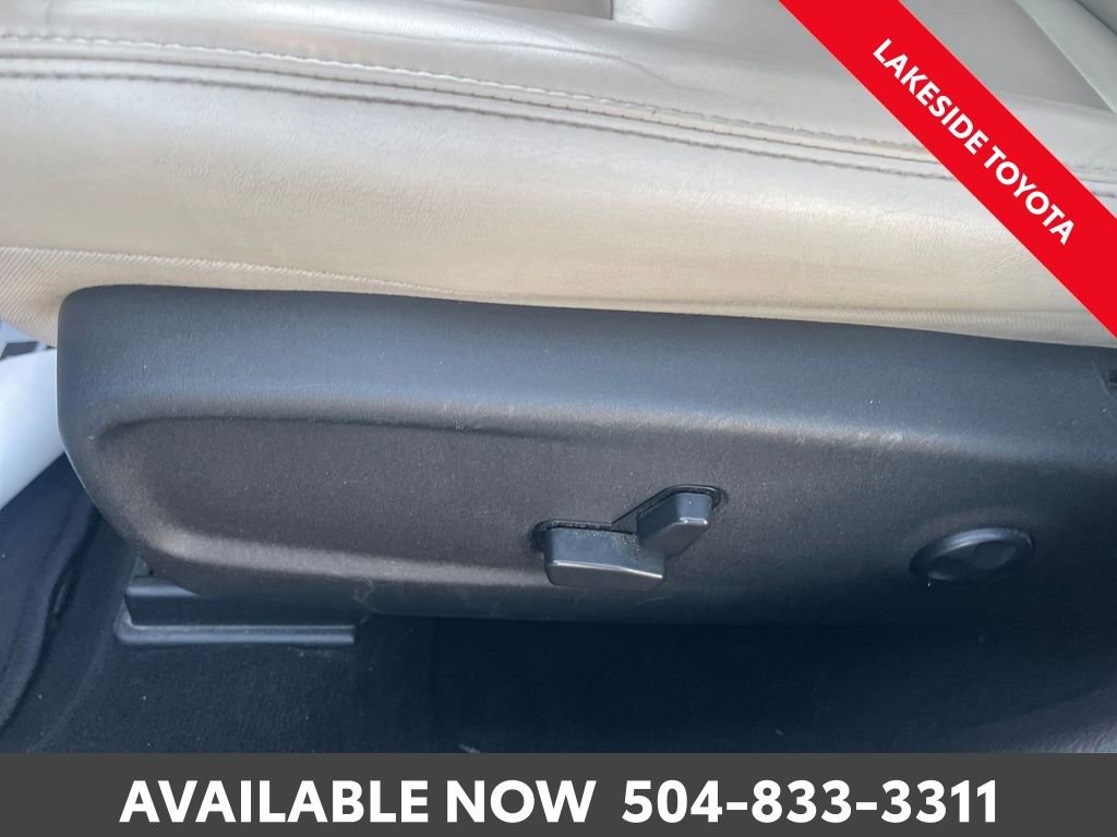 Used 2021 Chrysler 300 Touring L image 22