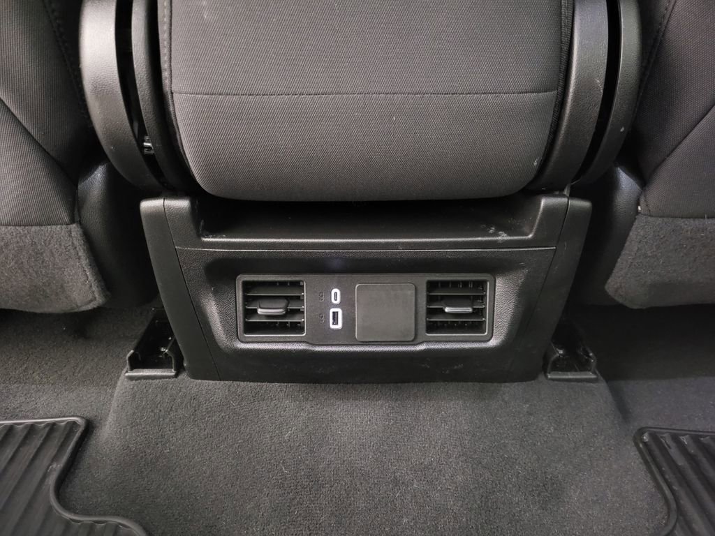 Used 2024 Chevrolet Silverado 1500 Custom image 42