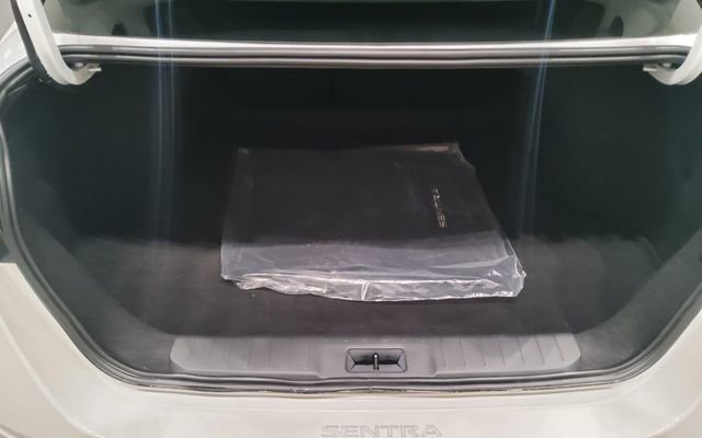 Used 2024 Nissan Sentra SR w/ SR Premium Package image 14