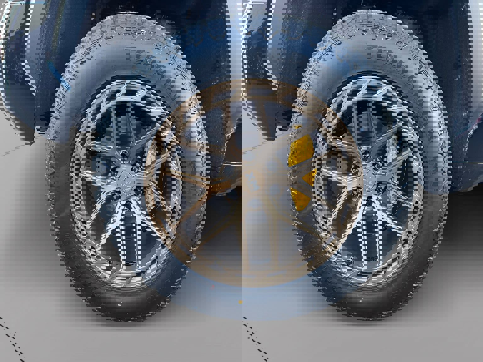 Used 2024 Toyota Tundra SR5 w/ SR5 Convenience Package AWD/4WD image 9