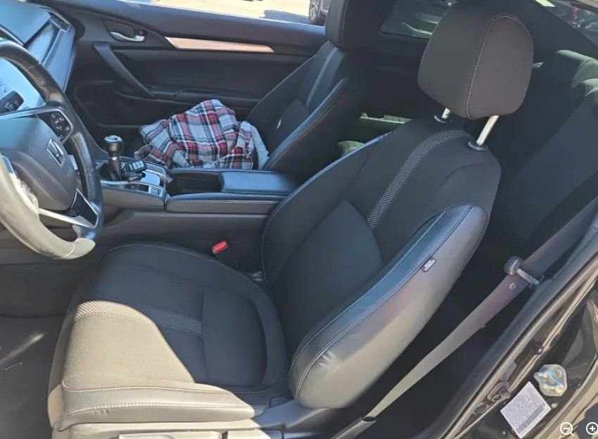 Used 2019 Honda Civic Sport image 9