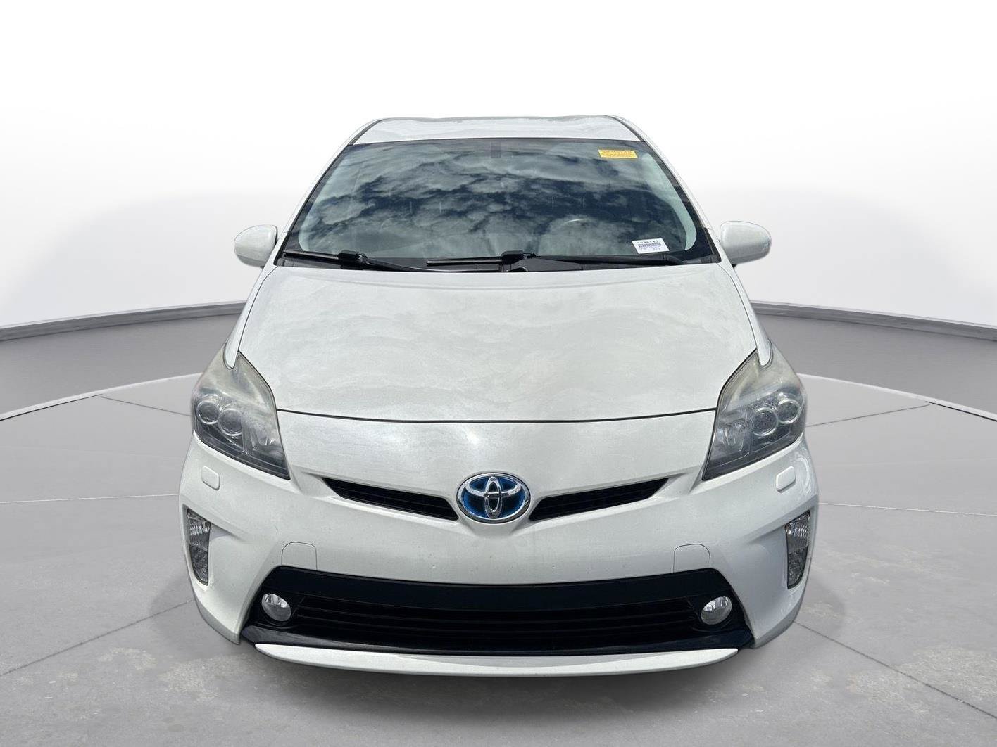 Used 2013 Toyota Prius Five FWD image 3