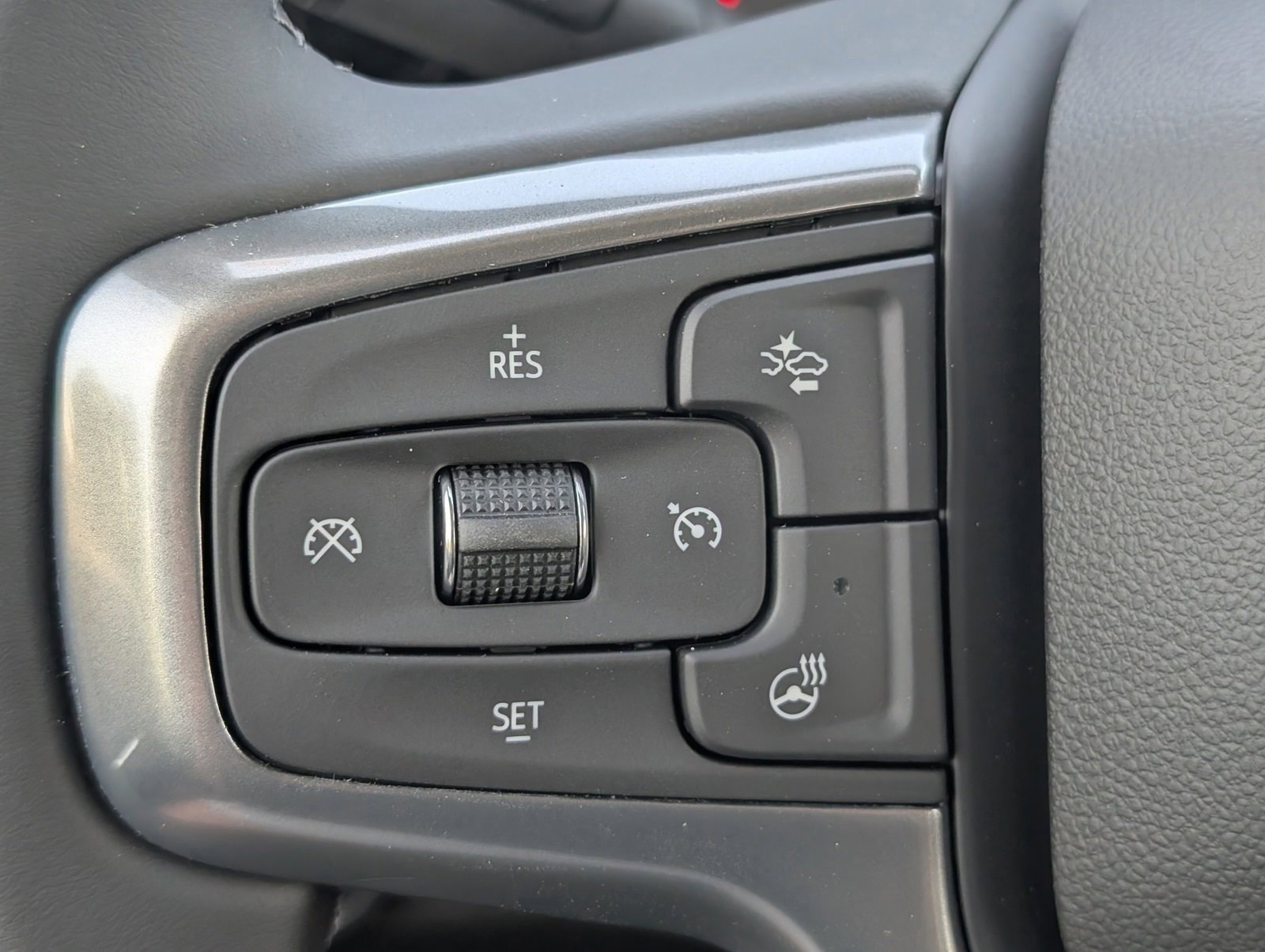 New 2026 Chevrolet Silverado 2500 LTZ w/ LTZ Premium Package image 17