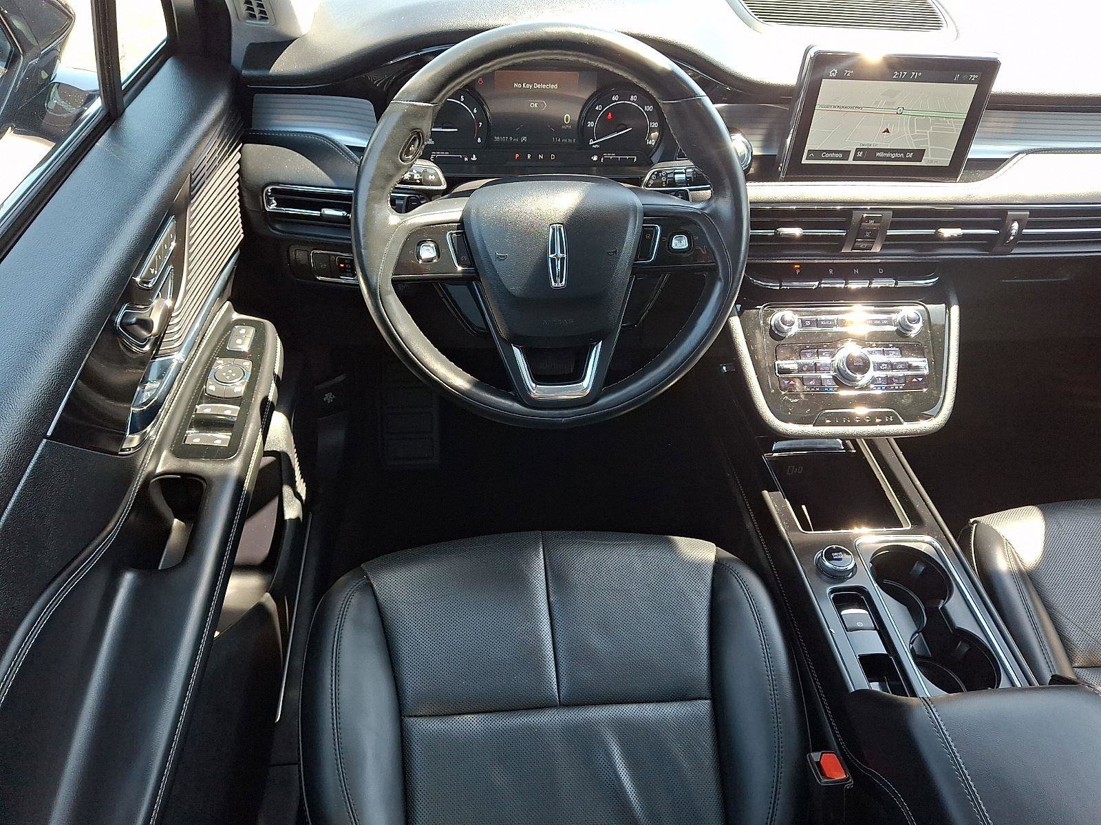 Used 2022 Lincoln Corsair AWD w/ Premium Package image 11