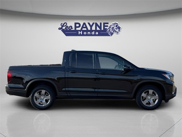 Certified 2025 Honda Ridgeline TrailSport image 10