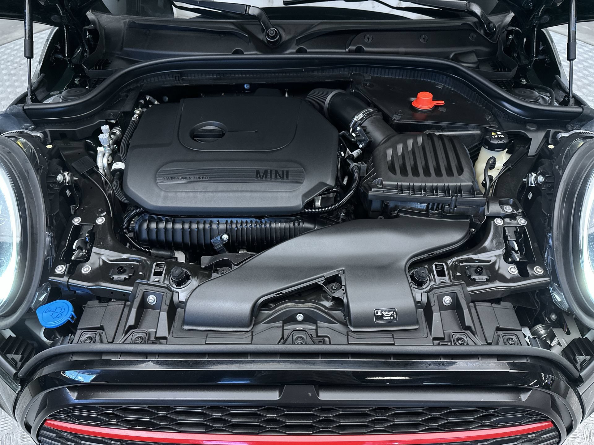 Used 2024 MINI Cooper John Cooper Works FWD image 30