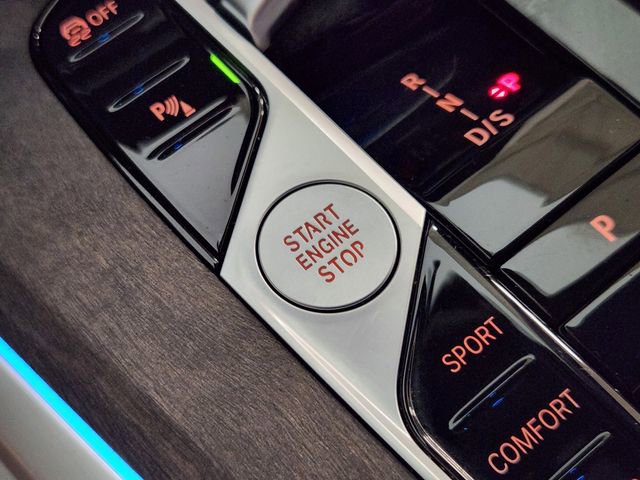 Used 2025 BMW X5 xDrive40i w/ Premium Package image 21