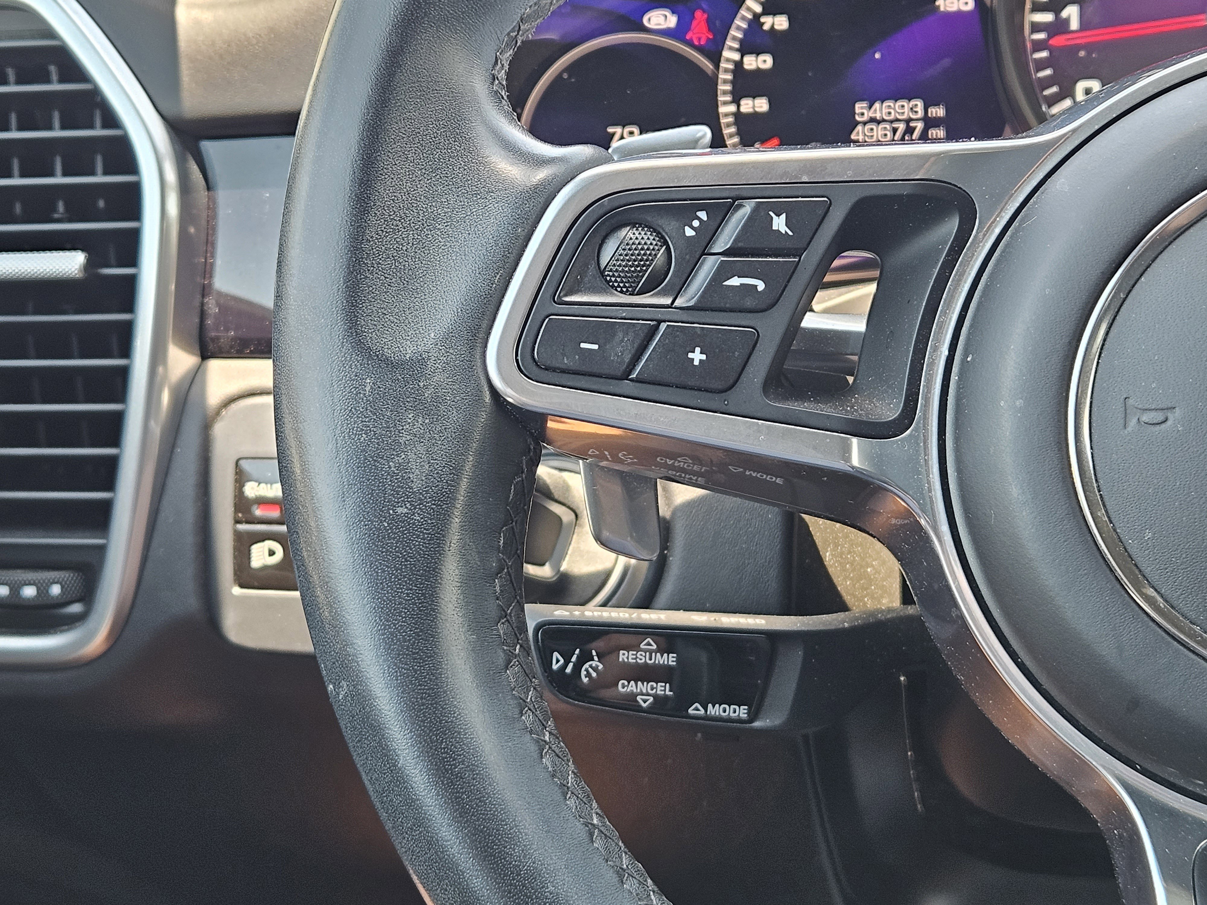 Certified 2021 Porsche Cayenne GTS AWD/4WD image 26
