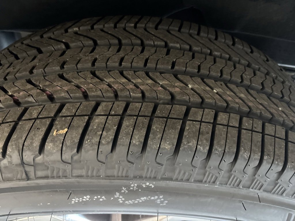 New 2026 GMC Sierra 1500 SLE image 7