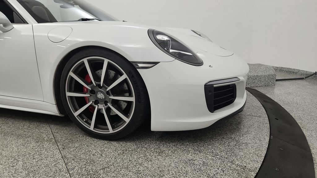 Used 2017 Porsche 911 Targa 4S AWD/4WD image 31