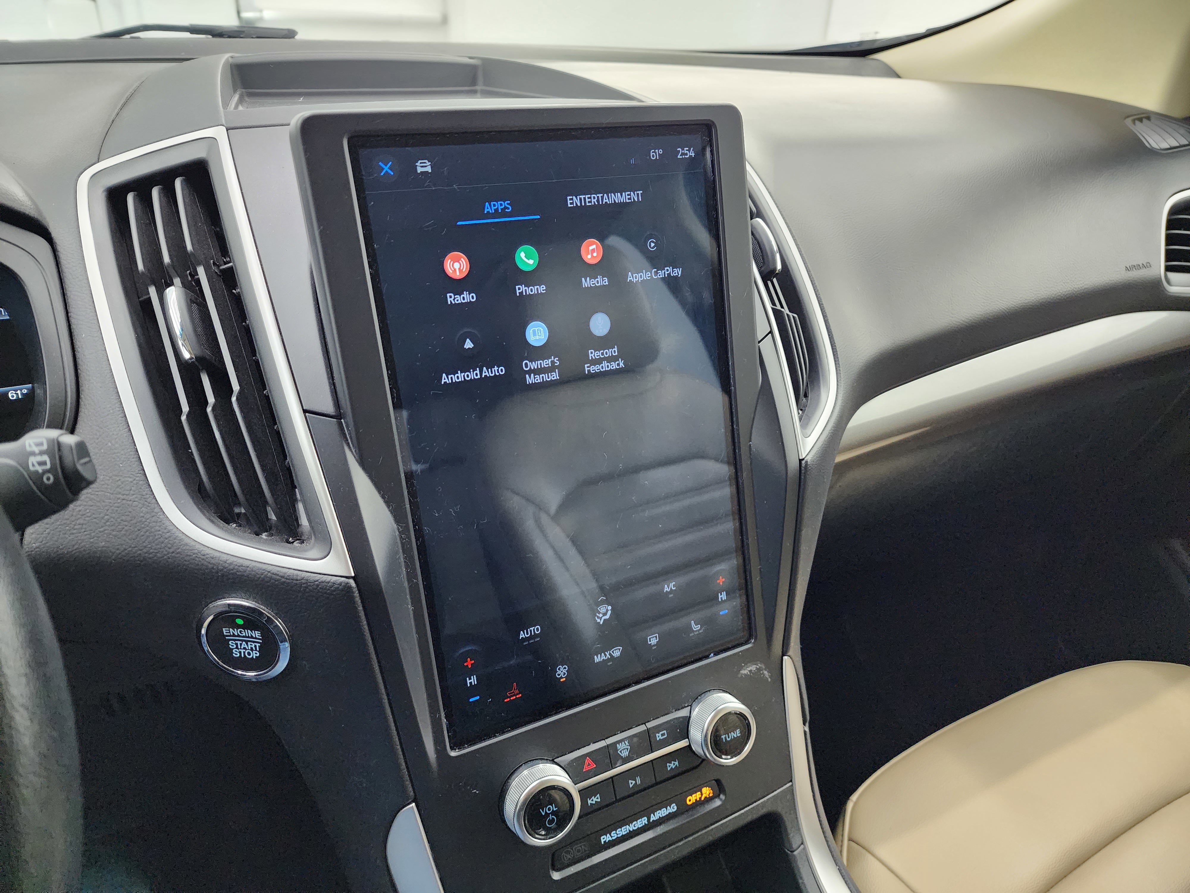 Used 2024 Ford Edge SEL image 11