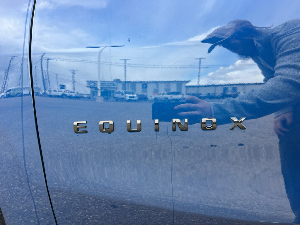 Used 2022 Chevrolet Equinox RS w/ RS Leather Package image 30