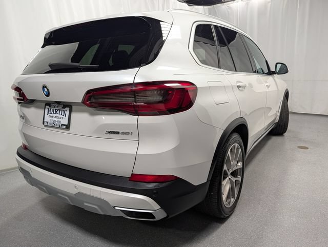 Used 2019 BMW X5 xDrive40i w/ Convenience Package AWD/4WD image 3