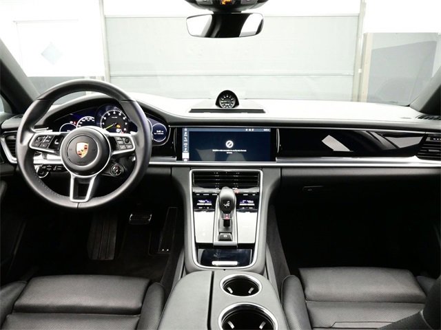 Used 2019 Porsche Panamera 4 image 19