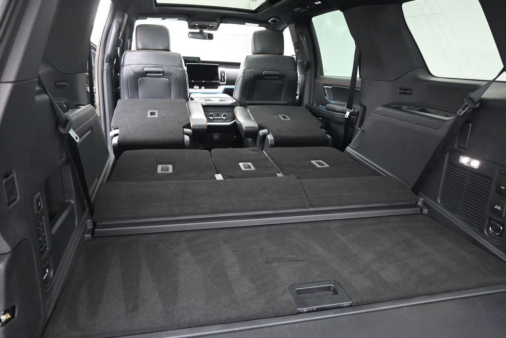 Certified 2025 Ford Expedition Tremor AWD/4WD image 11
