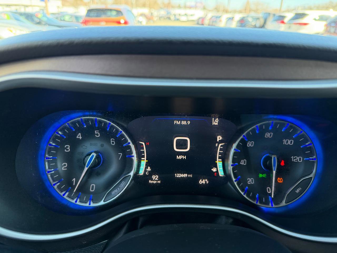 Used 2018 Chrysler Pacifica Touring-L w/ Advanced Safetytec Group image 16