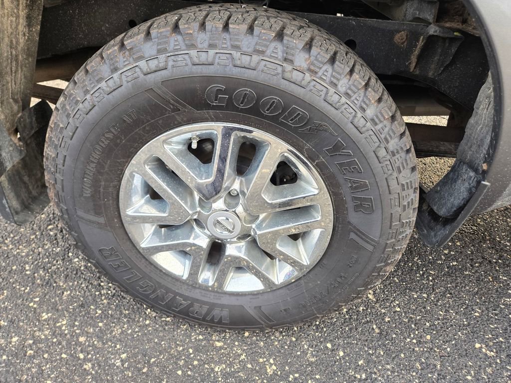 Used 2019 Nissan Frontier SV image 40