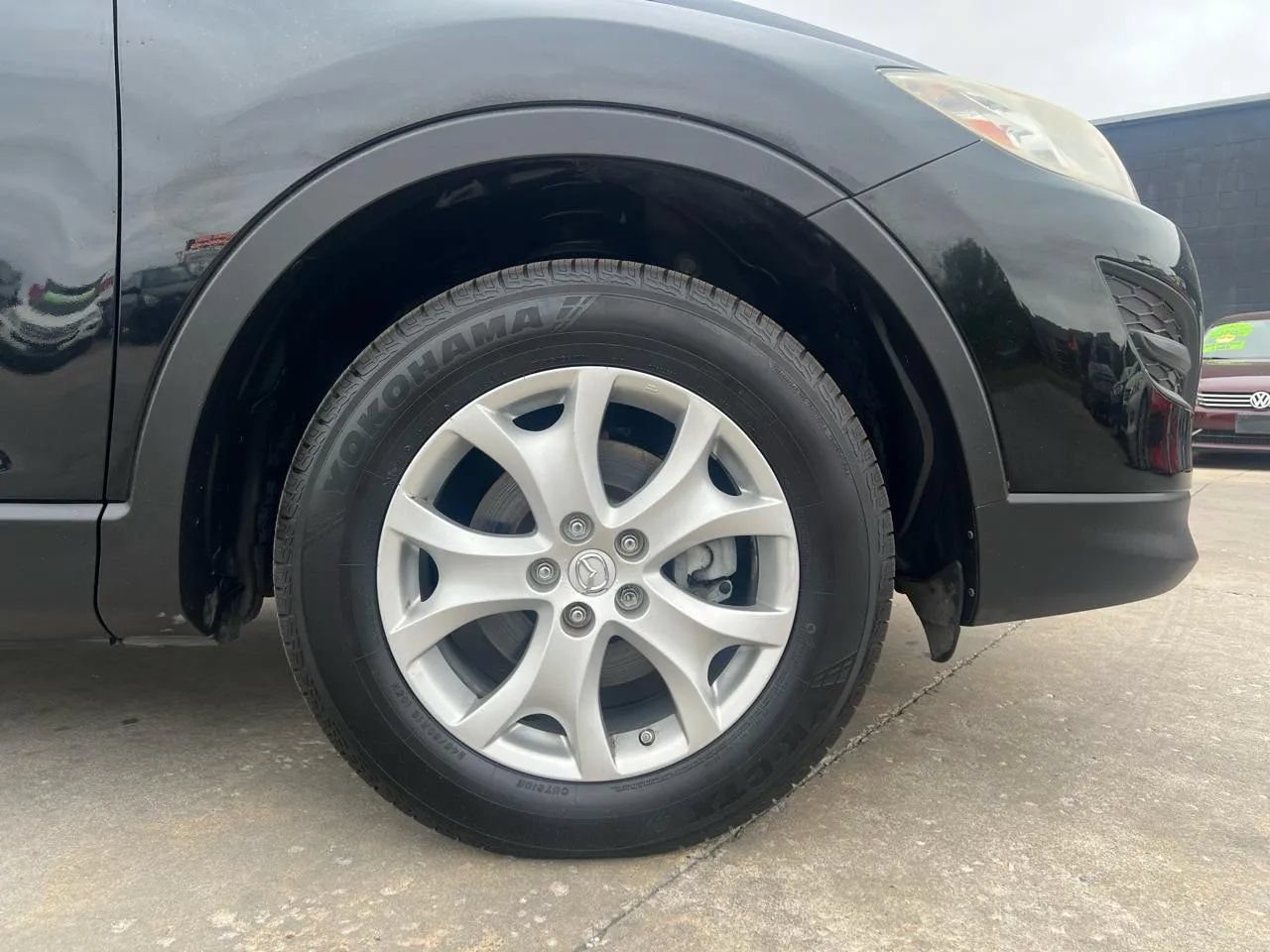 Used 2011 MAZDA CX-9 Touring w/ Moonroof & Bose Audio Pkg FWD image 37