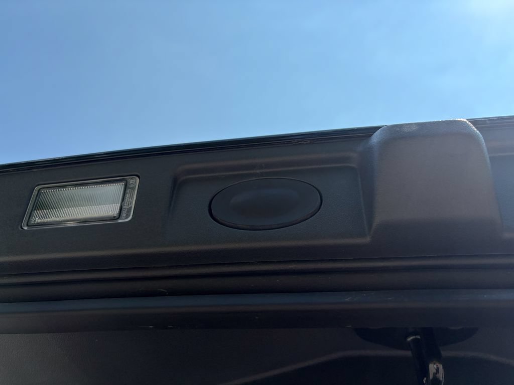 Used 2026 Rivian R1S Adventure AWD/4WD image 31