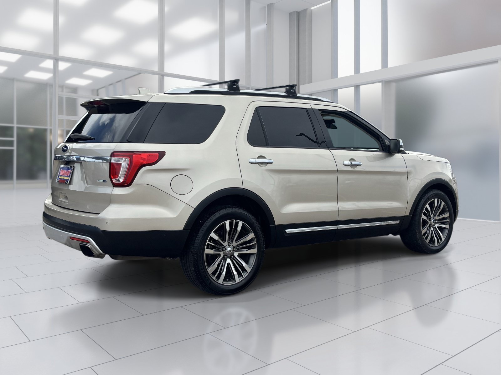 Used 2017 Ford Explorer Platinum AWD/4WD image 6