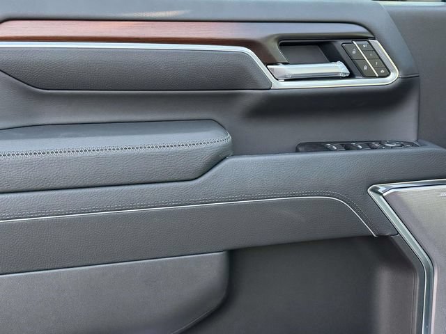 New 2026 GMC Sierra 2500 Denali w/ Denali Reserve Package AWD/4WD image 6