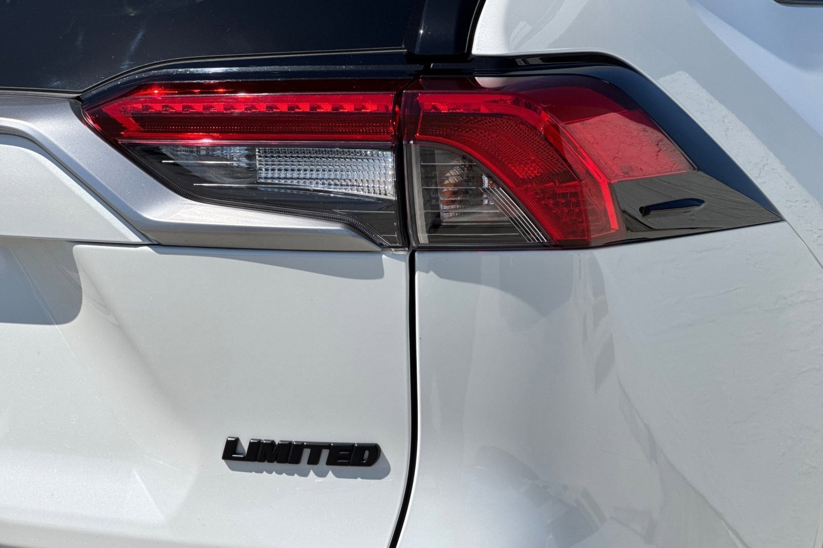 Certified 2019 Toyota RAV4 Limited w/ Advanced Technology Package FWD image 12