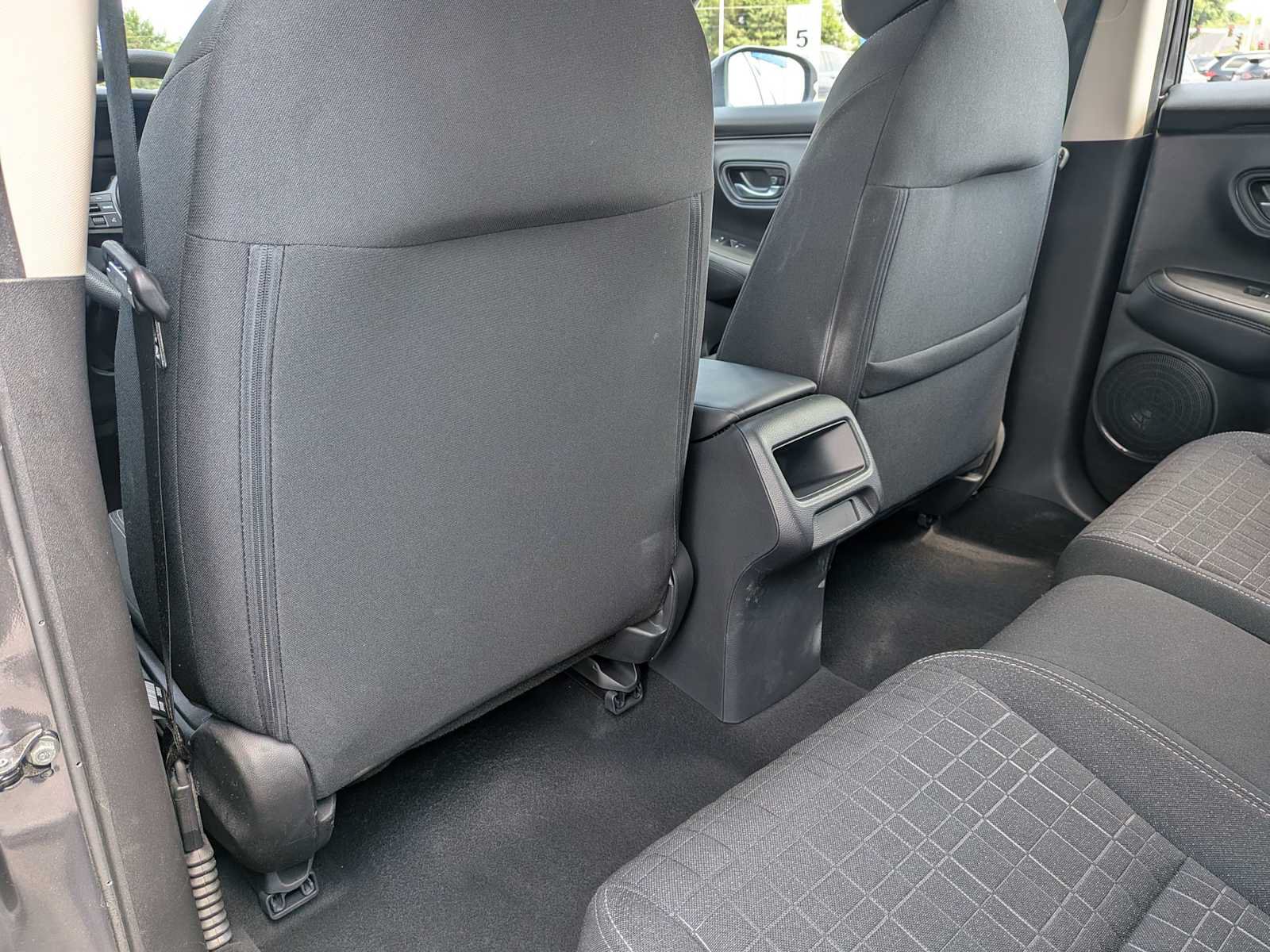 Certified 2023 Honda HR-V LX image 16