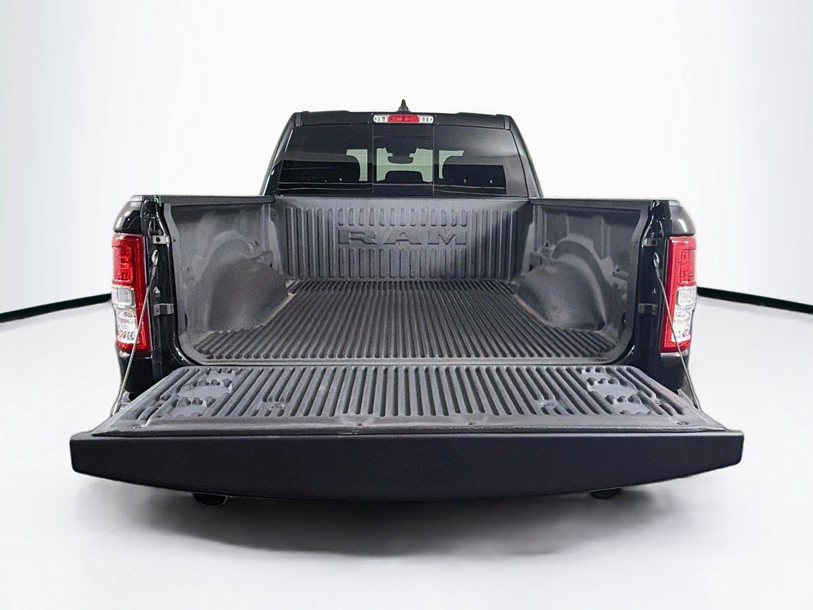 Used 2023 RAM 1500 Big Horn AWD/4WD image 14