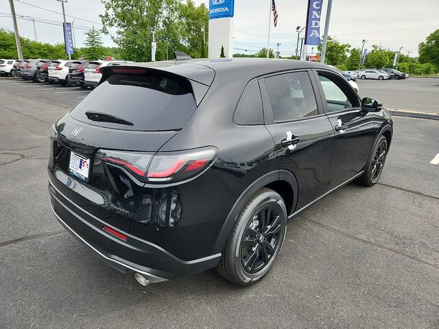 New 2027 Honda HR-V Sport image 6
