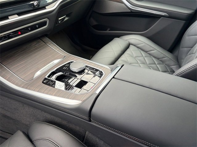 New 2026 BMW X5 xDrive40i w/ M Sport Package image 17