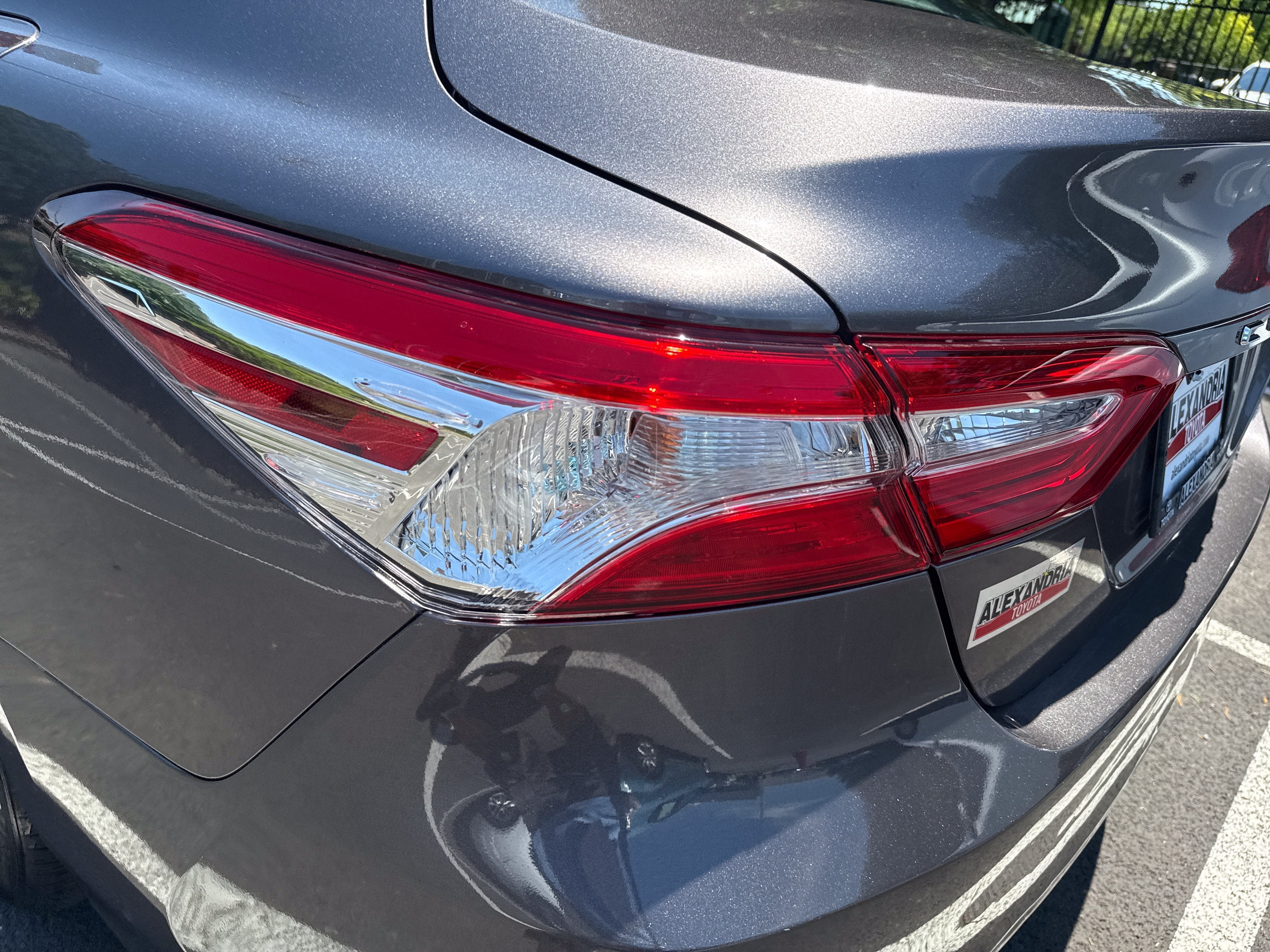 Used 2021 Toyota Camry LE FWD image 22