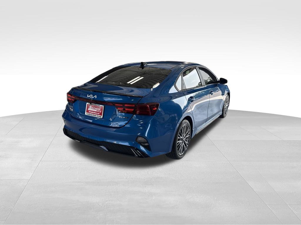 Used 2022 Kia Forte GT-Line w/ GT-Line Premium Package FWD image 5