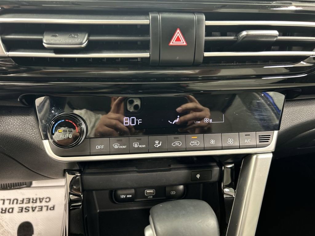 Certified 2023 Kia Seltos EX AWD/4WD image 17