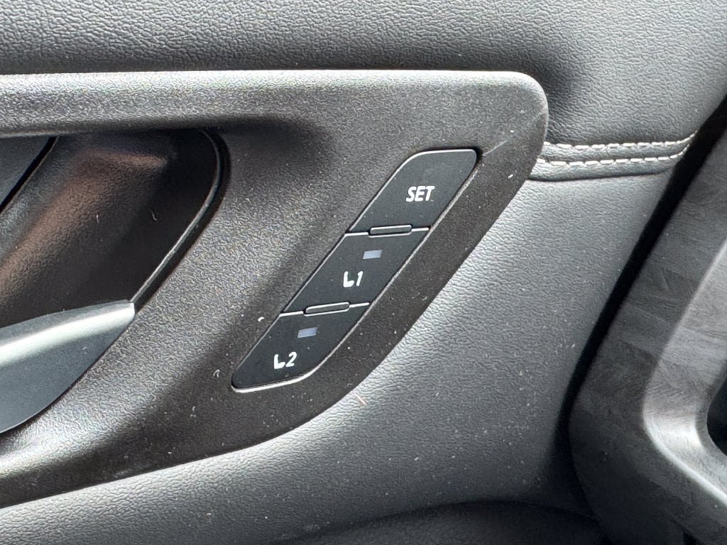 New 2026 Nissan Pathfinder Platinum AWD/4WD image 19