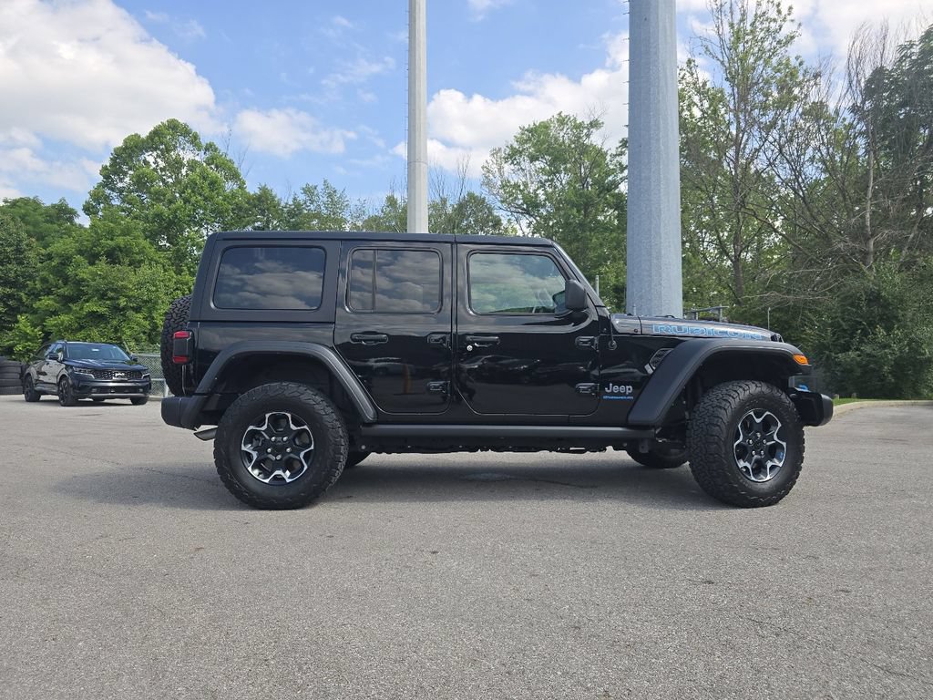 Used 2023 Jeep Wrangler Unlimited Rubicon 4xe w/ Cold Weather Group AWD/4WD image 17